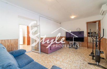 Reventa - Villa - Torre - Pacheco - Roldán