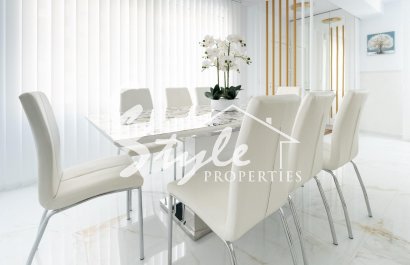 Resale - Townhouse - Torrevieja - Punta Prima