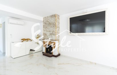 Resale - Townhouse - Torrevieja - Punta Prima