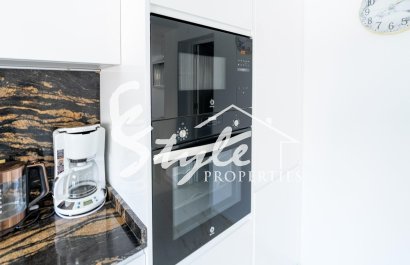 Resale - Townhouse - Torrevieja - Punta Prima