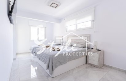 Resale - Townhouse - Torrevieja - Punta Prima