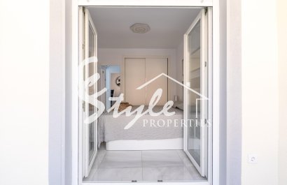 Resale - Townhouse - Torrevieja - Punta Prima