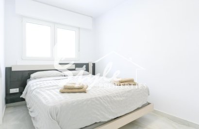 Resale - Townhouse - Torrevieja - Punta Prima