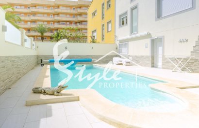 Resale - Townhouse - Torrevieja - Punta Prima