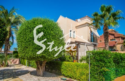 Вторичное жилье - Вилла - Torrevieja - Лос Балконес