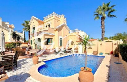 Reventa - Villa - Orihuela-Costa - Los Dolses