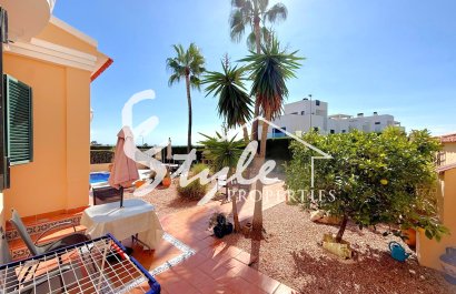 Reventa - Villa - Orihuela-Costa - Los Dolses