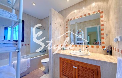 Reventa - Villa - Orihuela-Costa - Los Dolses