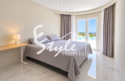 Resale - Villa - Altea