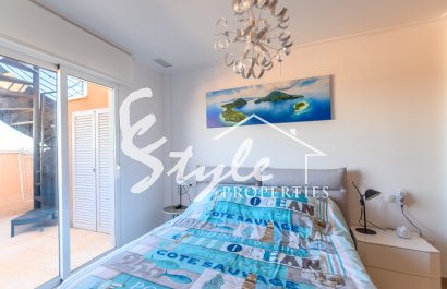 For Sale Penthouse with Sea Views in Vista Azul community, Punta Prima, Costa Blanca. ID1308