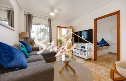 For Sale Top-Floor Apartment with Sea Views in La Ciñuelica R-2, Punta Prima, Costa Blanca. ID1302