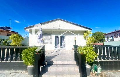 Resale - Villa - Pilar de la Horadada - Pinar De Campoverde