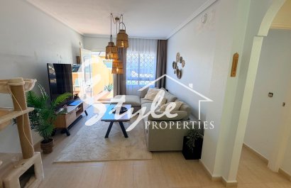 Resale - Semi-Detached Villa - Los Montesinos - Urbanizacion montesol