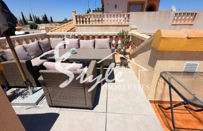 Resale - Semi-Detached Villa - Los Montesinos - Urbanizacion montesol