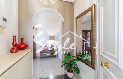 Resale - Villa - Orihuela-Costa - Playa Flamenca