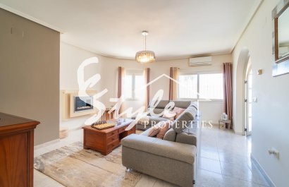 Resale - Villa - Orihuela-Costa - Playa Flamenca