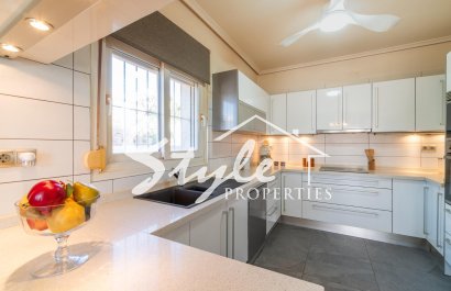 Resale - Villa - Orihuela-Costa - Playa Flamenca