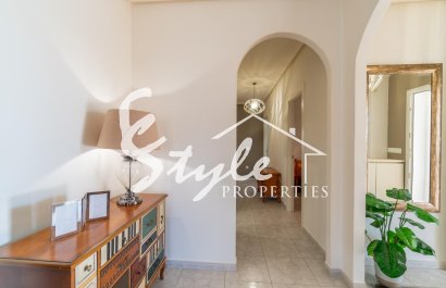 Resale - Villa - Orihuela-Costa - Playa Flamenca