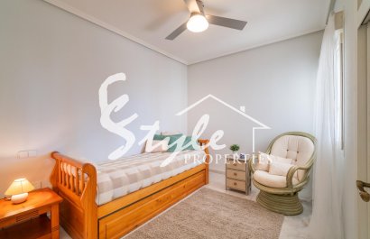 Resale - Villa - Orihuela-Costa - Playa Flamenca