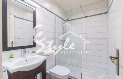 Resale - Villa - Orihuela-Costa - Playa Flamenca