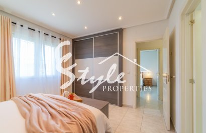 Resale - Villa - Orihuela-Costa - Playa Flamenca