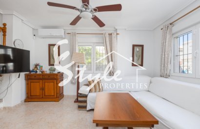 Resale - Villa - Orihuela-Costa - calle Nicolas de  Bussi,22