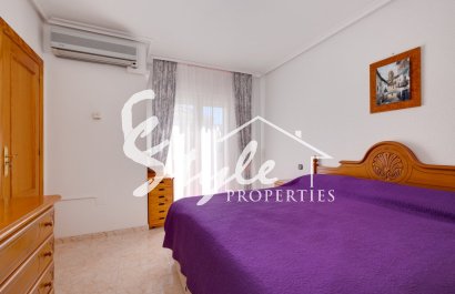 Resale - Villa - Orihuela-Costa - calle Nicolas de  Bussi,22
