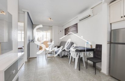 Resale - Apartament  - Torrevieja - calle Mar Baltico