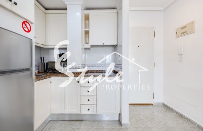 Resale - Apartament  - Torrevieja - calle Mar Baltico