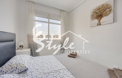 Resale - Apartament  - Torrevieja - calle Mar Baltico