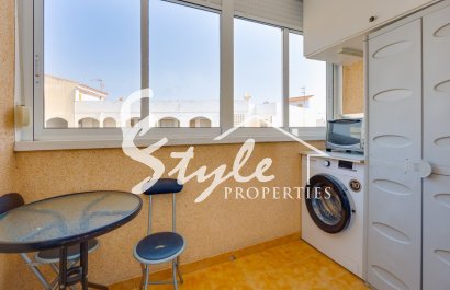 Resale - Apartament  - Torrevieja - calle Mar Baltico