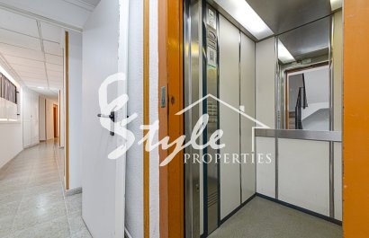 Resale - Apartament  - Torrevieja - calle Mar Baltico