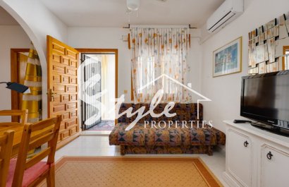 Resale - Apartament  - Orihuela-Costa - calle Violeta