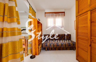 Resale - Apartament  - Orihuela-Costa - calle Violeta