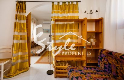 Resale - Apartament  - Orihuela-Costa - calle Violeta