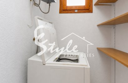 Resale - Apartament  - Orihuela-Costa - calle Violeta