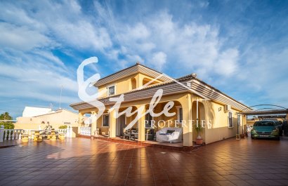 Вторичное жилье - Вилла - Torrevieja - Лос Балконес