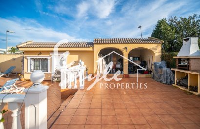 Вторичное жилье - Вилла - Torrevieja - Лос Балконес
