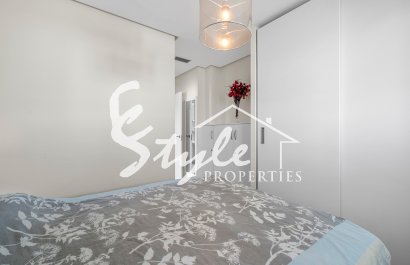 Resale - Apartament  - Villamartín - Los Dolses