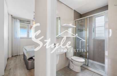 Resale - Apartament  - Villamartín - Los Dolses