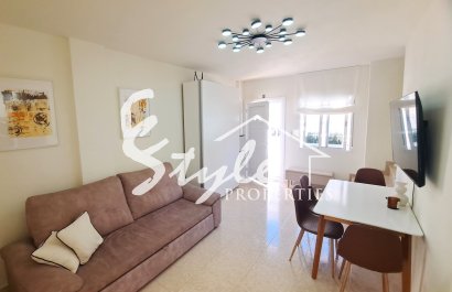 Resale - Townhouse - Villamartín - Las Filipinas
