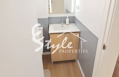 Resale - Townhouse - Villamartín - Las Filipinas