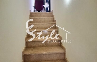 Resale - Townhouse - Villamartín - Las Filipinas