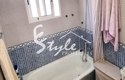 Resale - Townhouse - Villamartín - Las Filipinas