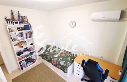 Resale - Townhouse - Villamartín - Las Filipinas
