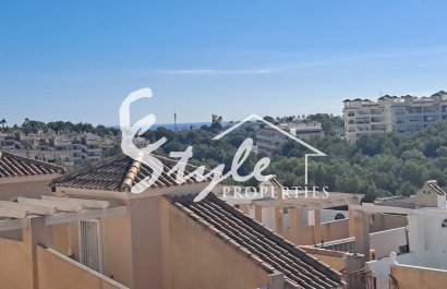 Resale - Townhouse - Villamartín - Las Filipinas