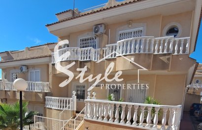 Resale - Townhouse - Villamartín - Las Filipinas