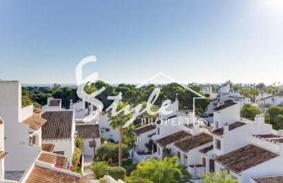 Resale - Apartament  - Orihuela-Costa - Villamartin