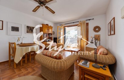 Resale - Apartament  - Orihuela-Costa - Villamartin