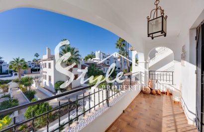 Resale - Apartament  - Orihuela-Costa - Villamartin
